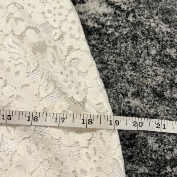 H&M Gold Label Ivory Short Sleeve Midi Lace Dress with a Back Slit - Picture 14 of 16